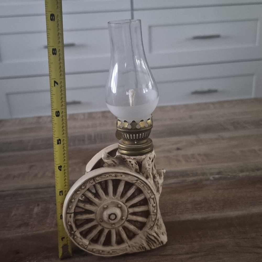 Vintage Wheel Design Oil Lamp Perfect Condition/ceramic - Picture 3 of 8